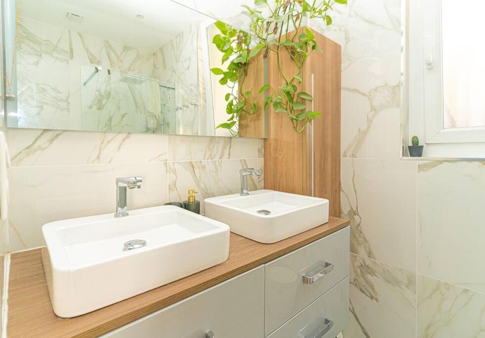 Bel Appart Climatise A 5 Min Plage Des Catalans Apartment Marseille Ngoại thất bức ảnh